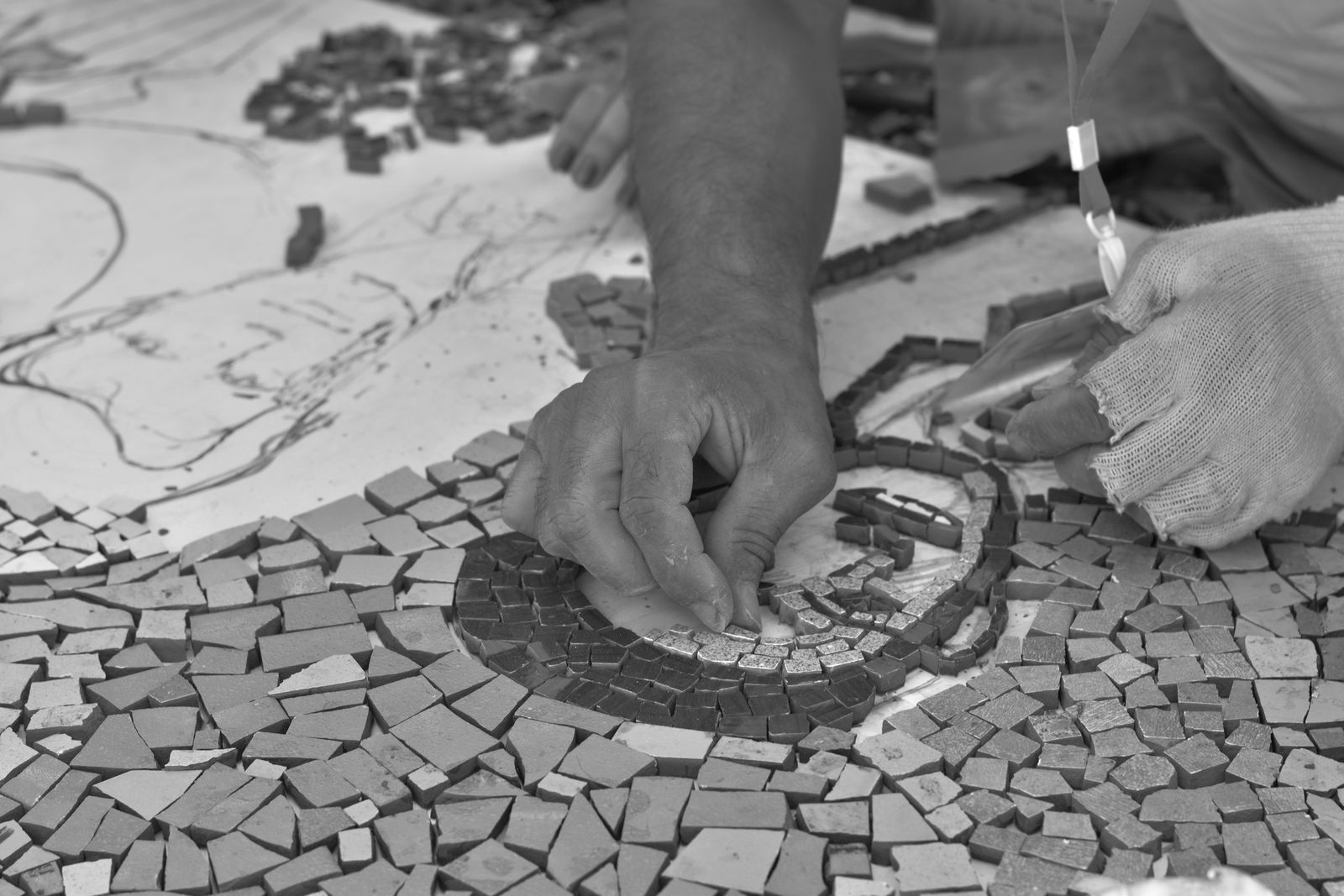 Mosaic set to the pan slope, sheet by sheet