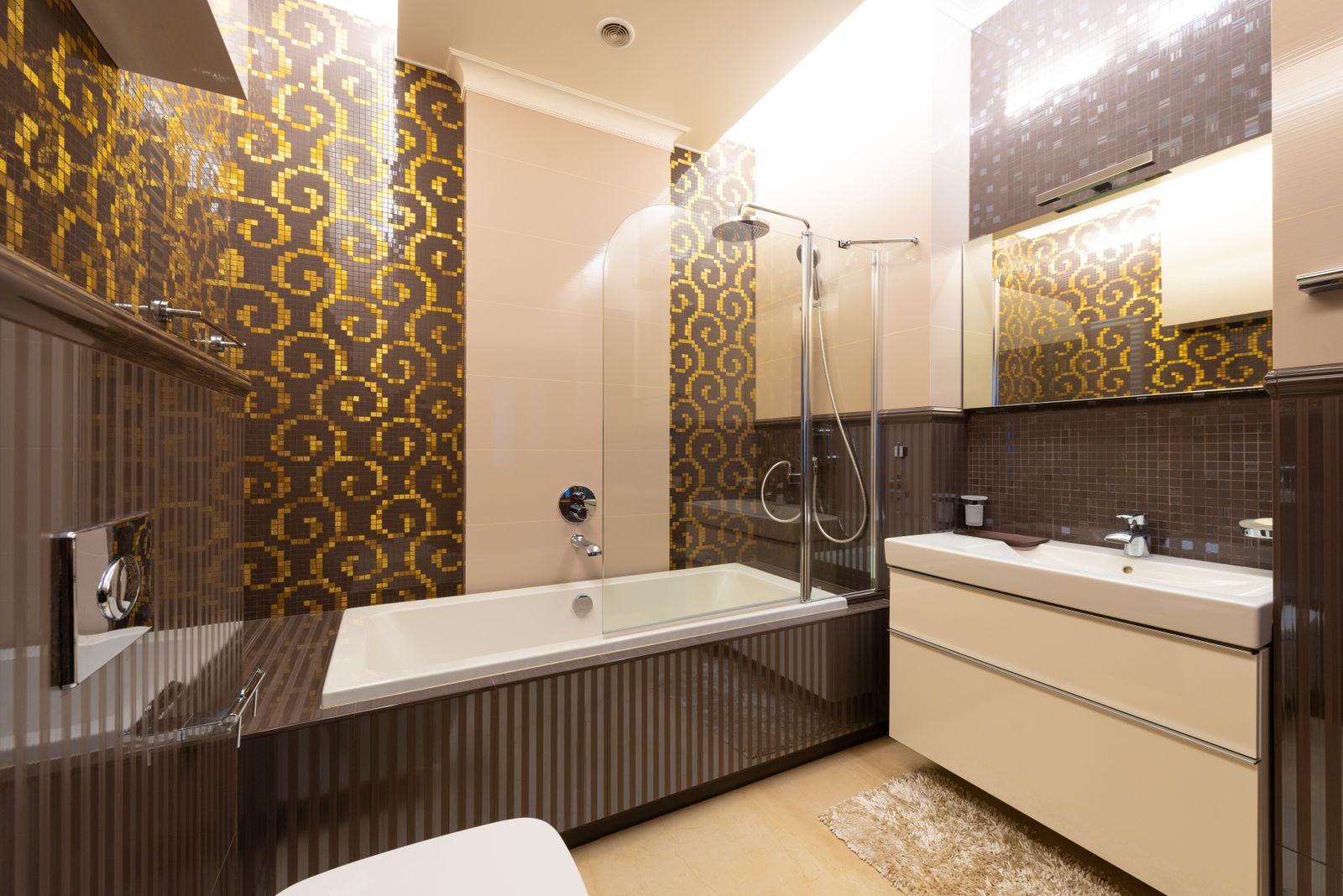 Tile and flooring. Setting, setting out, heat mats and large format done properly.